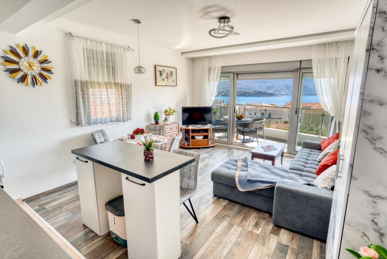 Apartment With A View بودفا المظهر الخارجي الصورة