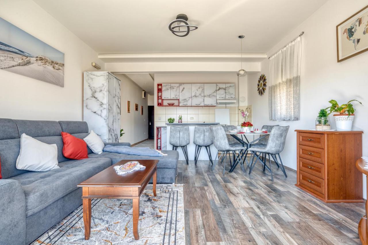 Apartment With A View بودفا المظهر الخارجي الصورة
